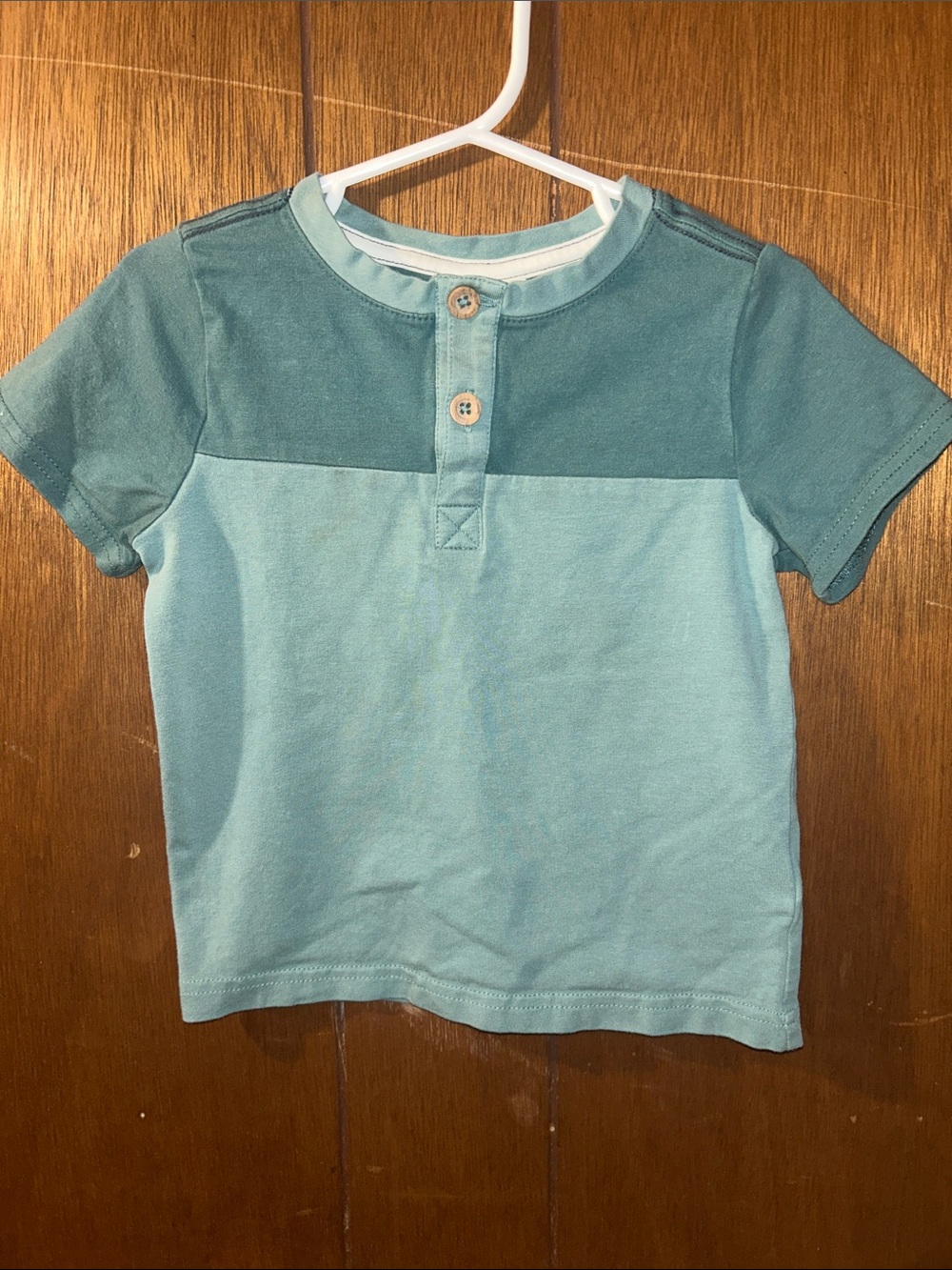 5/$20 Tommy Bahama | Color Block Teal Short-Sleeve Henley Tee